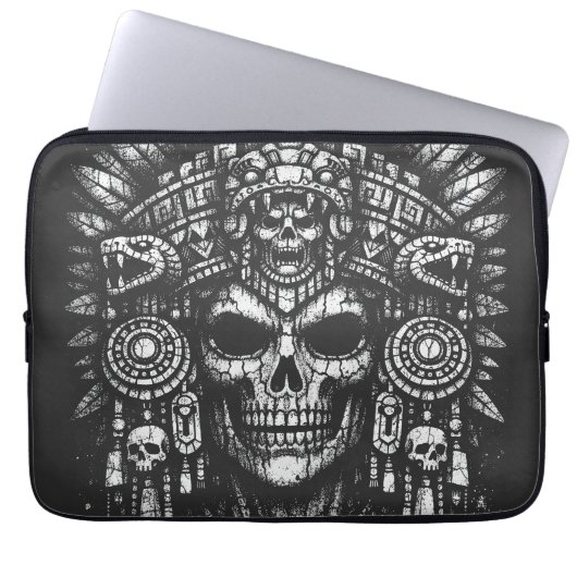 Aztec-Schädelkopfschmuck von BurnsInHell Laptopschutzhülle (Vorderseite)