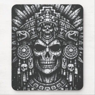 Aztec-Schädelkopfschmuck von BurnsInHell Mousepad