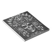 Aztec-Schädelkopfschmuck von BurnsInHell Notizblock (angewinkelt)