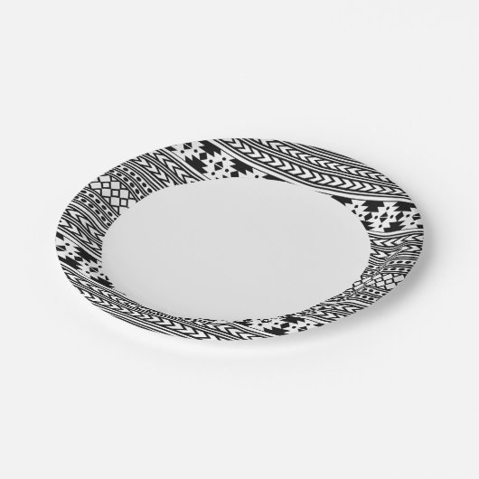 Aztec, Schwarz-Weiß-Stämme Pappteller (Schrägansicht)