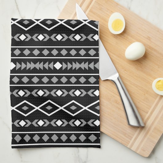 Aztec Shapes Pattern Grau Schwarz Geschirrtuch (Viertel Falte)