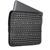Aztec Shapes Pattern Grau Schwarz Laptopschutzhülle (Vorne Rechts)
