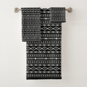 Aztec Shapes Rpt Muster Grau Schwarz Badhandtuch Set (Insitu)