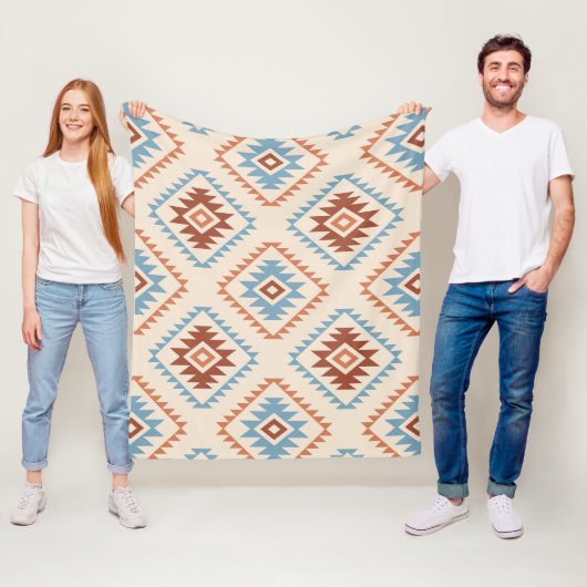 Aztec Style Motif Big Pattern Blue Crm Terracottas Fleecedecke (Beispiel)