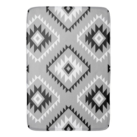 Aztec Style Motif Big Pattern Schwarz-weiß Grau Badematte (Vorderseite Vertikal)