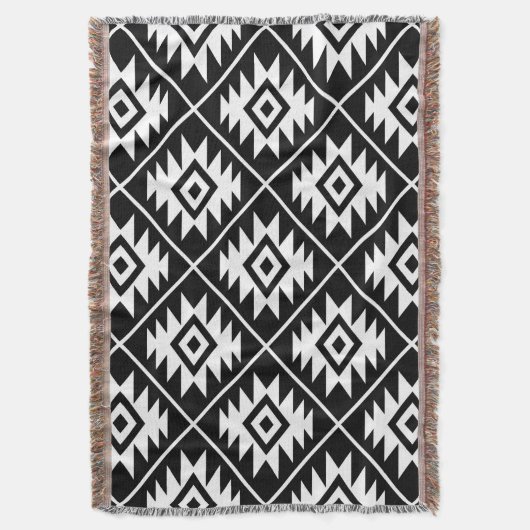 Aztec Symbol Stylisiert Big Ptn White auf schwarz Decke (Vorderseite Vertikal)