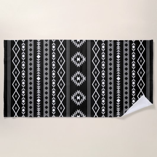 Aztec White Gray Black Mixed Motifs Muster Strandtuch (Vorderseite)