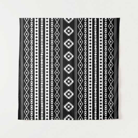Aztec White on Black Mixed Motifs Pattern Wandteppich (Vorderseite (Horizontal))