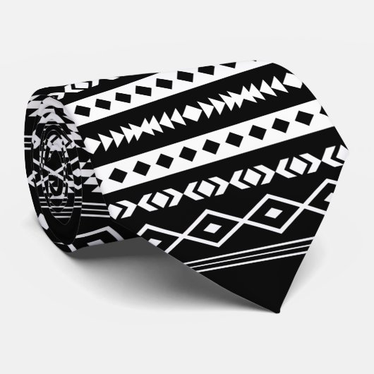 Aztec White on Black Mixed Motive Repeat Pattern Krawatte (Gerollt)