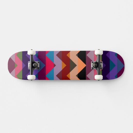 Aztec Zickzack Zigzag Streifenmuster Skateboard (Horizontal)