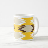 Aztekische Stammes- gelbes Kaffeetasse (VorderseiteRechts)