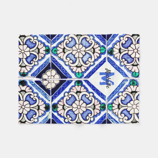 Azulejo Spanish Pattern Tiles Navy White Monogram Fleecedecke (Vorderseite (Horizontal))