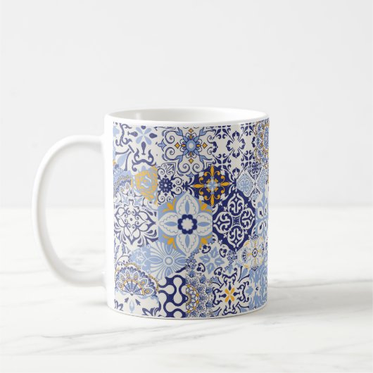 Azulejos Fliesen Patchwork. Nahtloses farbenfrohes Kaffeetasse (Links)