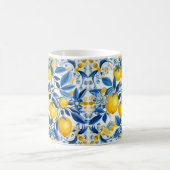 💛 💙 Azulejos mit Zitronen in blau und gelb Kaffeetasse (Mittel)
