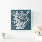 Azure Coral I Quadratische Wanduhr (Zuhause)