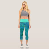 Azurzellen, heller Cyan Capri Leggings (Vorderseite)