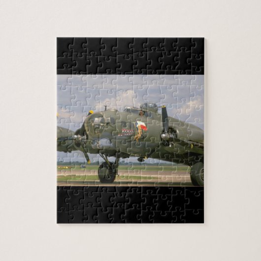 B17 Nahaufnahme, vordere Left_WWII Flugzeuge Puzzle (Vertikal)