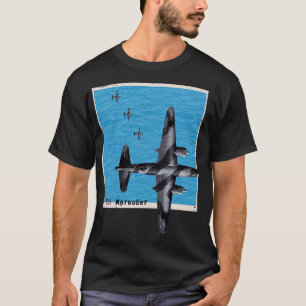 B26 Marauder WW2 Bombenflugzeug über dem Ozean T-Shirt