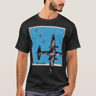 B26 Marauder WW2 Bombenflugzeug über dem Ozean T-Shirt
