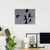 B46 Canadian Geese in Flight Poster (Heimbüro)
