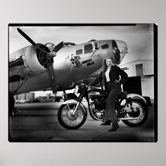 B-17 Flying Fortress Liberty Belle & Norton Atlas Poster (Vorne)