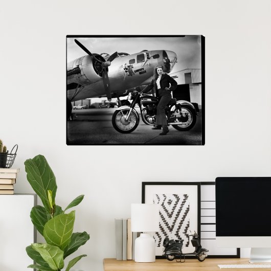 B-17 Flying Fortress Liberty Belle & Norton Atlas Poster (Heimbüro)