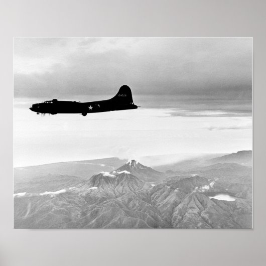 B-17 über Bougainville fliegende Festung Poster (Vorne)