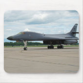 B-1B Lancer Bomber am Boden Mousepad (Vorne)