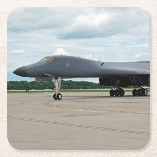 B-1B Lancer Bomber am Boden Rechteckiger Pappuntersetzer (Vorderseite)