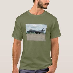 B-1B Lancer Bomber am Boden T-Shirt
