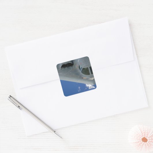 B-2-Geist Quadratischer Aufkleber (Umschlag)