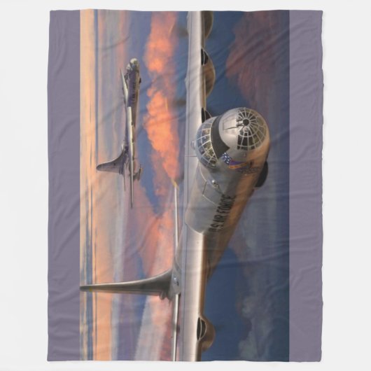 B-36 PEACEMAKER FLEECEDECKE (Vorderseite)