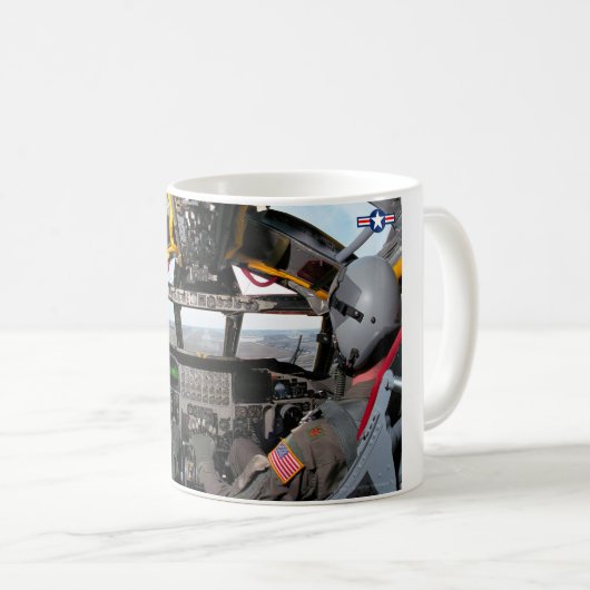 B-52H STRATOFORSTESCOCKPIT KAFFEETASSE (VorderseiteRechts)