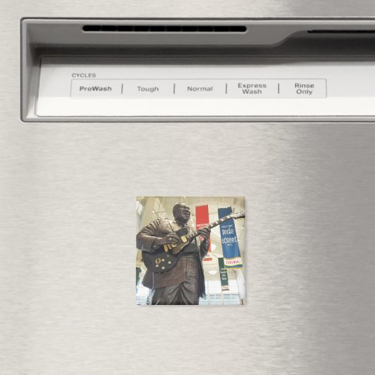 B.B. King Statue - Memphis, Tennessee Magnet (In Situ (Geschirrspüler))