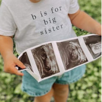 B ist für Big Sister Baby Fine Jersey T - Shirt