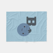 B ist für Blueberry Fleecedecke (Vorderseite (Horizontal))