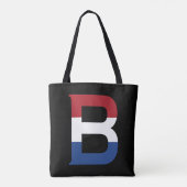 B Monogramm überlagert auf der NLD-Flagge auf bk s Tasche (Rückseite)
