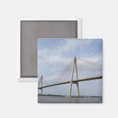 B. Vietnam, Ho Chi Minh City alias Saigon). Delta Magnet (Vorderseite/Rückseite)