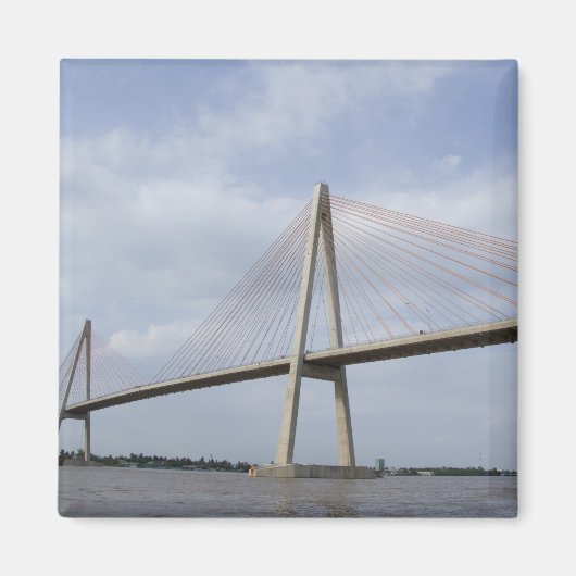 B. Vietnam, Ho Chi Minh City alias Saigon). Delta Magnet (Vorne)