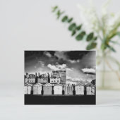 B&W Brighton Beach Huts Postkarte (Stehend Vorderseite)