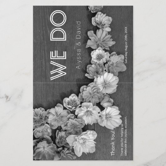 B & W Garden Hellebore Wood Wedding Program (Vorderseite)