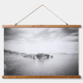 B&W lange Exposition eines Strandes in Rabac, Kroa Wandteppich Mit Holzrahmen (Vorne)