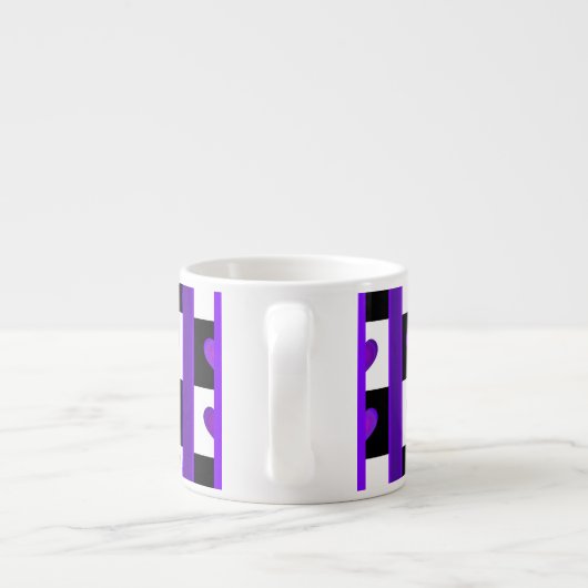 B&W Lila Hearbeating Espressotasse (Rückseite)