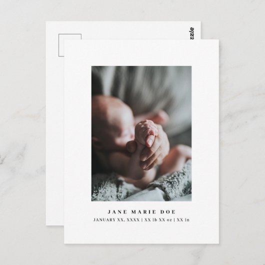 B&W Minimalistisch Baby Ankündigung Postkarte (Vorne/Hinten)