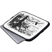 B&W Raven Nevermore Baum-Silhouette - E.A. Poe Laptopschutzhülle (Vorne Knopf)
