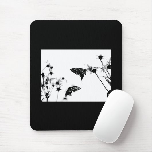 B/W Schmetterling auf Blume Mousepad (Mit Mouse)