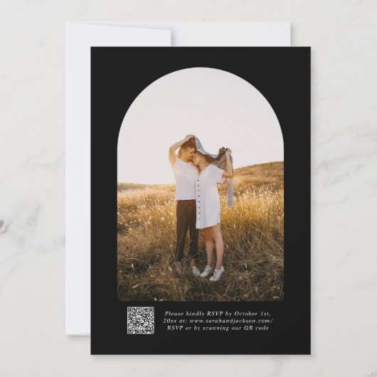 B & W Simple Elegant Modernes Script QR Code Hochz Einladung (Rückseite)