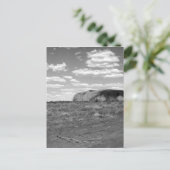 B&W Uluru 2 Postkarte (Stehend Vorderseite)