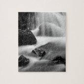 B&W Wasserfall, Kalifornien Puzzle (Vertikal)
