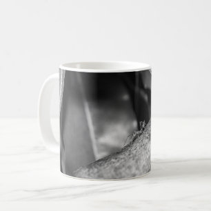 B&W - Weaver Ant on a Wood Kaffeetasse